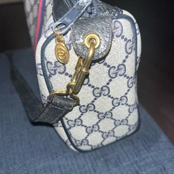 Gucci Women's Black and Gray Shoulder Bag - Picture 13 of 16